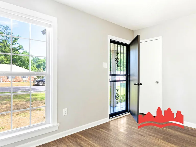 7002 Richard Wilson Dr — Photo 7