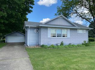 371 N 2575th Rd, Oglesby, IL 61348