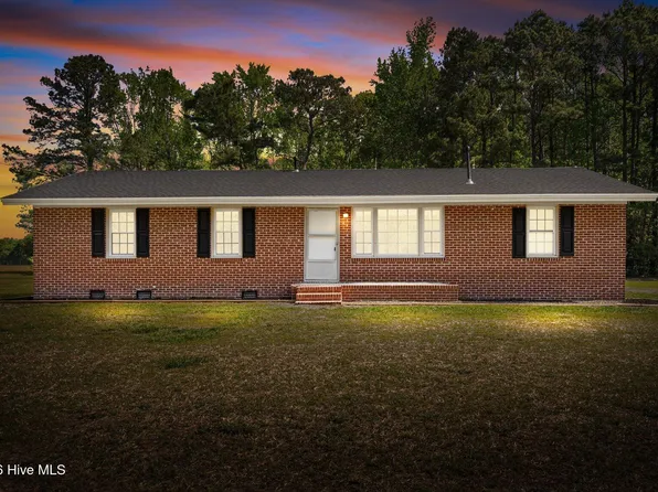 526 Maccripine Road, Pinetops, NC 27864