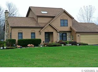 707 Whittier Rd, Spencerport, NY 14559