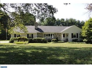 990 Deerfield Ln, Kennett Square, PA 19348