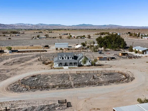606 Pete Hendrichs Rd, Yerington, NV 89447