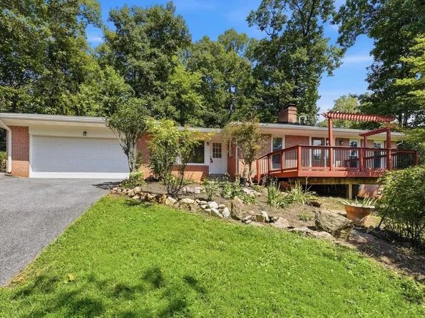 9425 Emory Grove Rd, Gaithersburg, MD 20877
