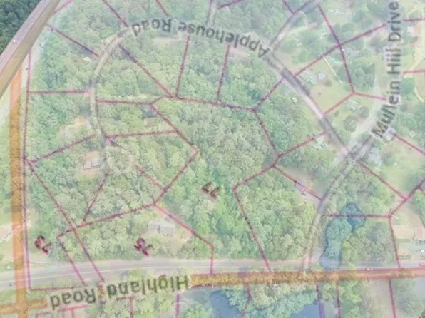 77 Highland Rd, Lakeville, MA 02347