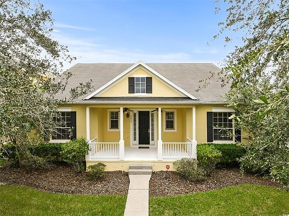 2nd image of 3832 Cassia Dr