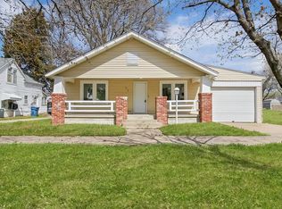 816 W 5th St, Coffeyville, KS 67337