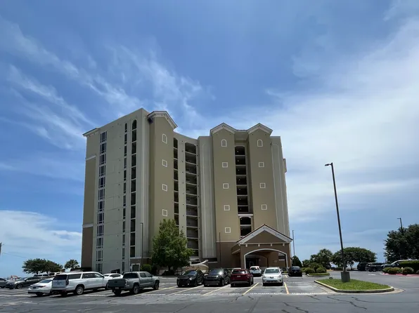 1200 Beach Dr APT 301, Gulfport, MS 39507