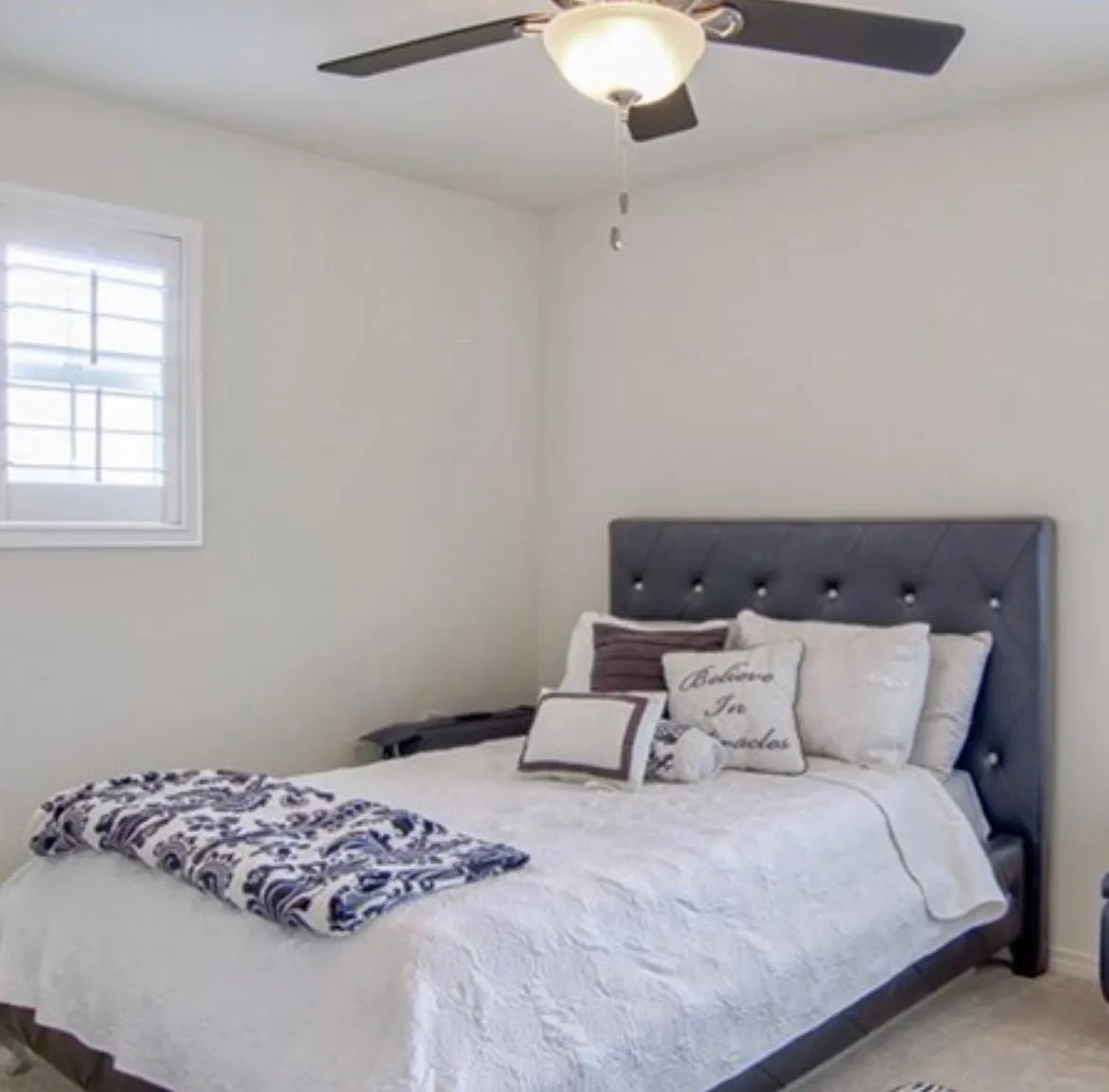 5 bed, 4300 sqft, $1,099 — Photo 1