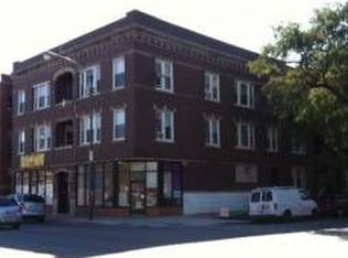3023 W Diversey Ave, Chicago, IL 60647