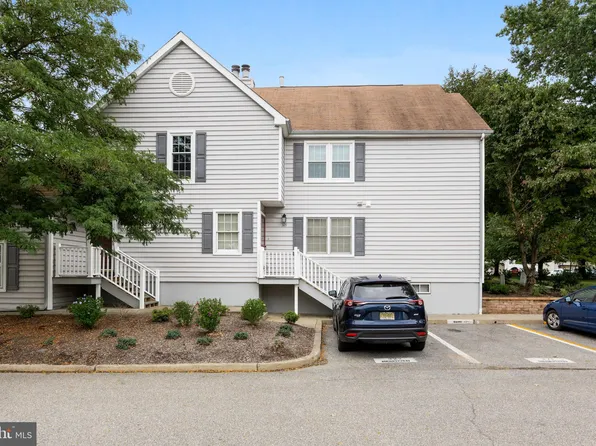 321 Society Hill Blvd, Cherry Hill, NJ 08003