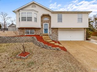 4237 NW Point Dr, House Springs, MO 63051