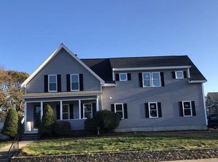 18 Hutchinson St, Franklin, MA 02038
