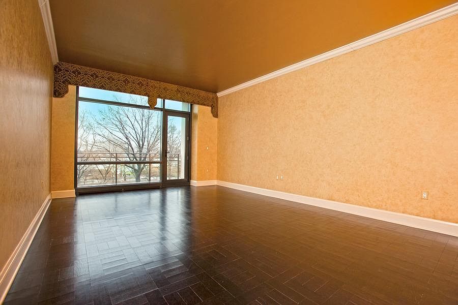 1st image of 15 E 62nd St