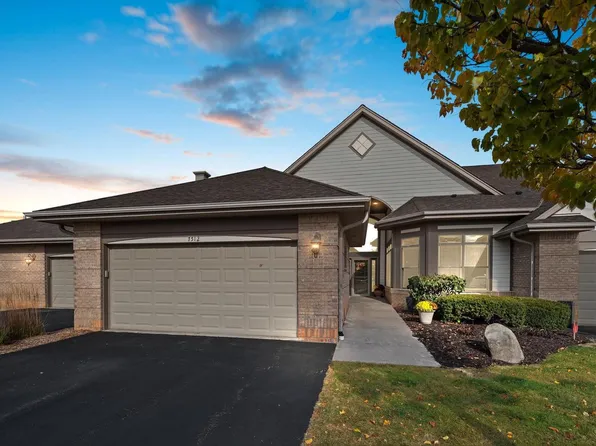 7512 West Tuckaway Pines CIRCLE, Franklin, WI 53132