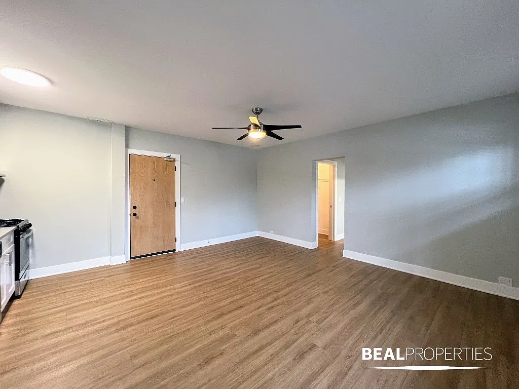 1 bed, 1.0 bath, $1,995 — Photo 3
