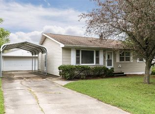 205 Red Wing Rd SW, Cedar Rapids, IA 52404