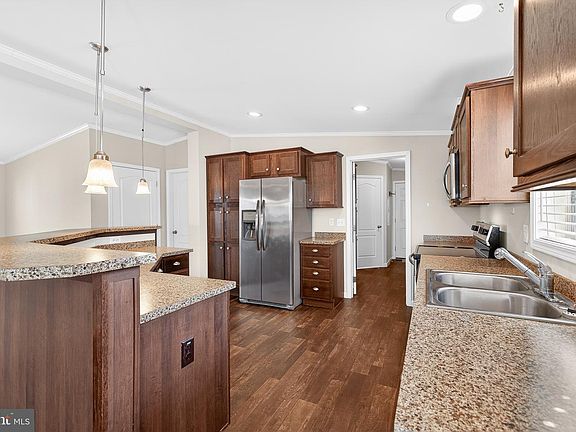 3rd image of 1117 Lorenzo Ln #270