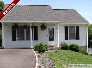 1445 24th St NE, Roanoke, VA 24012