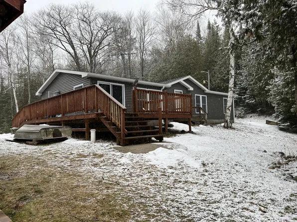 6531 E Kelley Dr, Millersburg, MI 49759