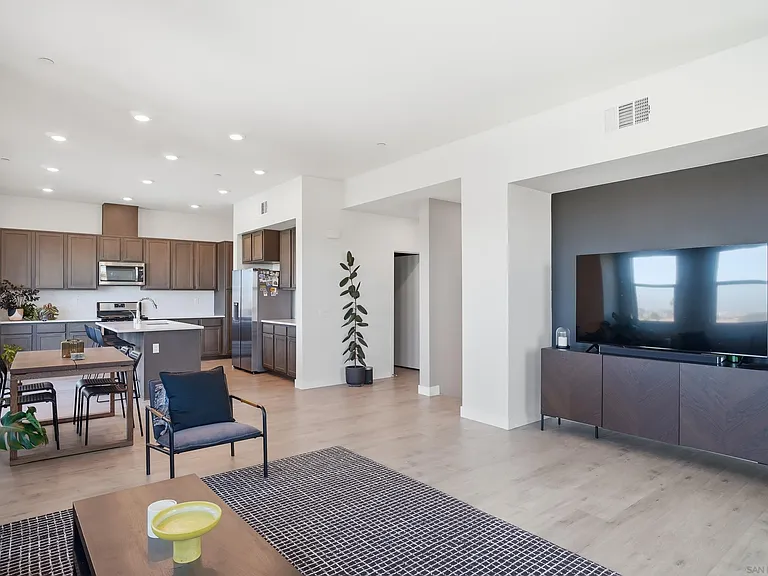 2014 Luzon Ln #8 — Photo 4