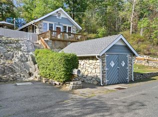 75 Traverse Rd, Lake Peekskill, NY 10537