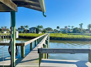 8 Richmond Dr, New Smyrna Beach, FL 32169