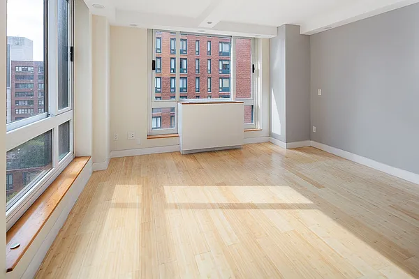 Sold by Compass | media 37