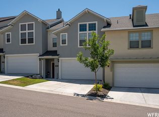 1464 E Primrose Ln, Layton, UT 84040