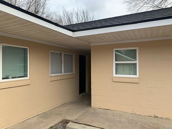 2nd image of 1212 S Dunn Ave #3