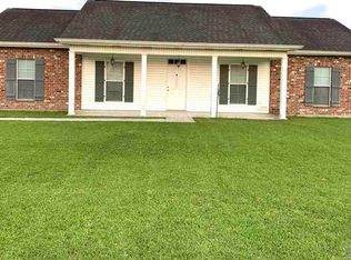1311 E Camellia Dr, Thibodaux, LA 70301