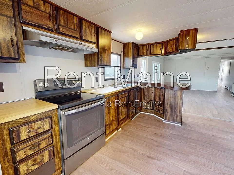 30 Exeter Rd #1