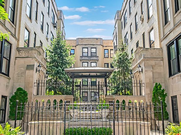 5th image of 3600 N Pine Grove Ave APT 4A