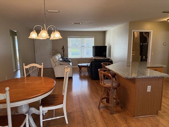 3rd image of 3437 New Hope Pl