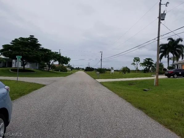 1423 NE 20th Ave, Cape Coral, FL 33909