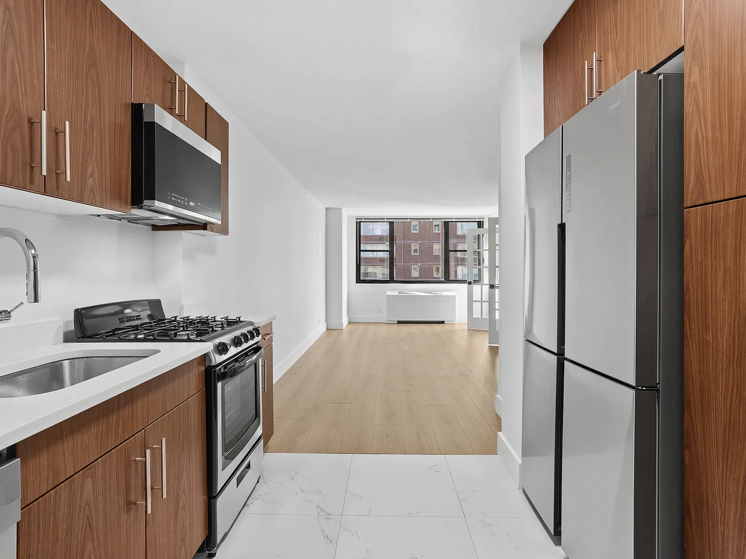 315 West 57th Street — Photo 3