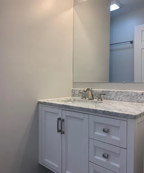 1420 Central Dr — Photo 10