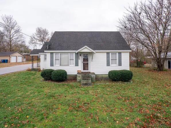 204 E Oak Street, Stockton, MO 65785