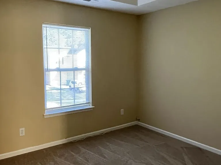 6130 Sid Crane Dr — Photo 17