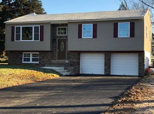 12 Brookline Rd, Ivyland, PA 18974