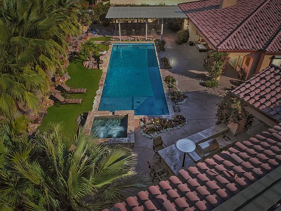5th image of 78670 Sophia Cir