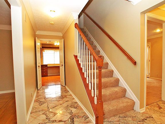 4th image of 9701 Sycamore Trace Ct