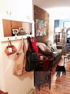 Rented by City Stop Realty | media 20