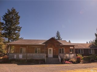 217 Stillmeadows Ln, Castle Rock, WA 98611