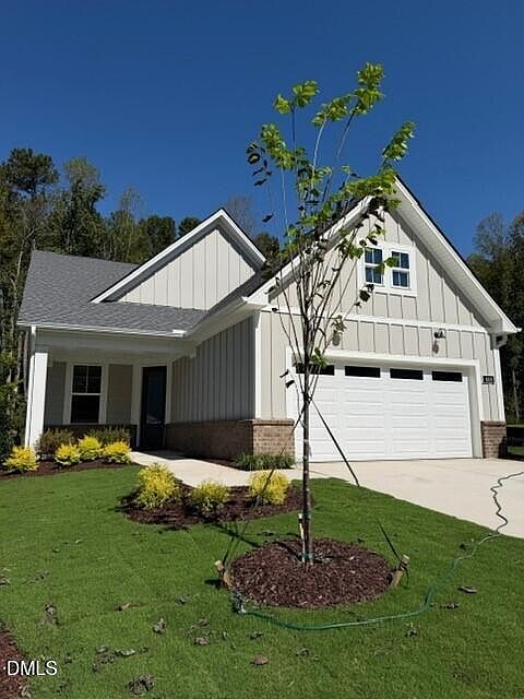 1st image of 444 Mugby Rd #133