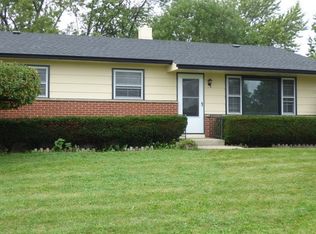 350 Barron Blvd, Grayslake, IL 60030