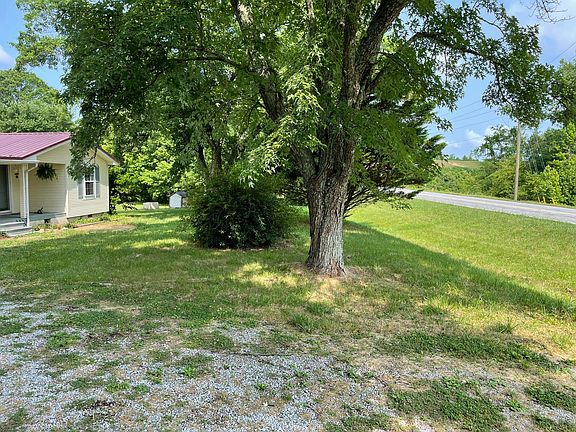 2nd image of 13538 E Highway 136