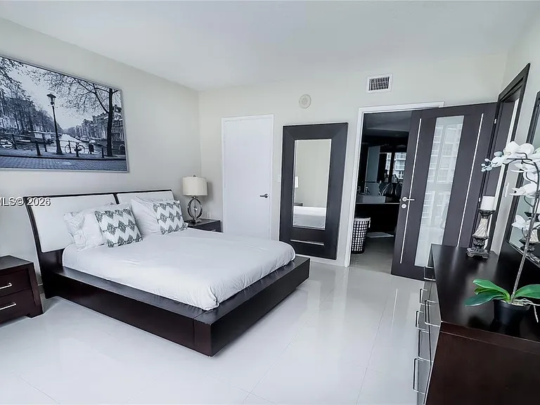 200 Sunny Isles Blvd #21205 — Photo 12