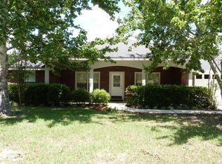 6101 Dogwood Dr, Crestview, FL 32536