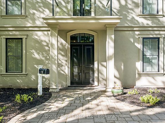 2nd image of 80 Queen St