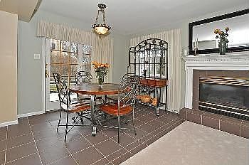 5th image of 15 Woodbridge Cir